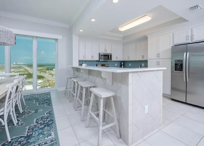 Phoenix Gulf Towers 901