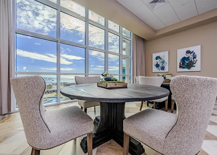 Phoenix Gulf Towers 901
