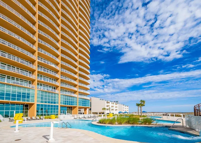 Phoenix Gulf Towers 901 *